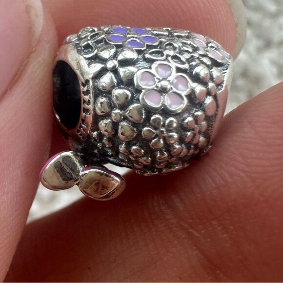 NWOT Pandora x Disney Best Mum Ever Minnie Mouse Heart Charm 791084C01 - Picture 12 of 15